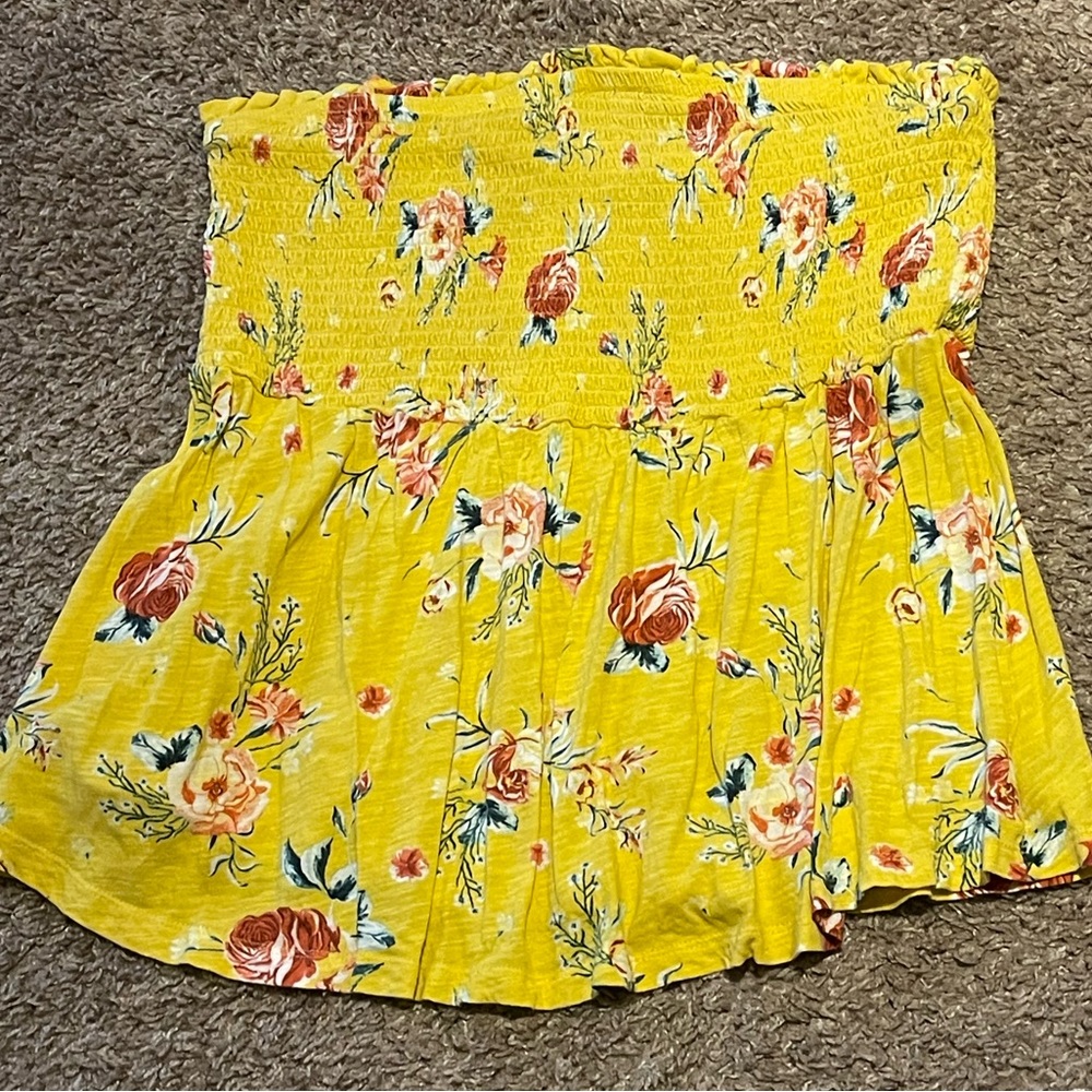 Torrid, yellow, smocked strapless top